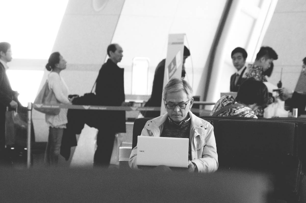 Why Gig Work Insurance Isn’t Optional—And How to Pick the Right One When You’re Booking Flights, Not Desks