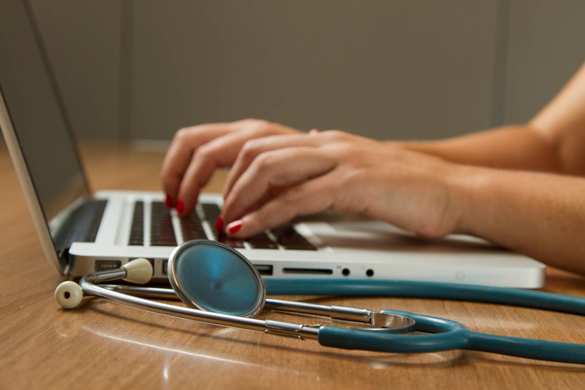 Infographic showing 72% of gig workers lack health benefits, 68% have no travel coverage, and average out-of-pocket emergency cost of $2,300