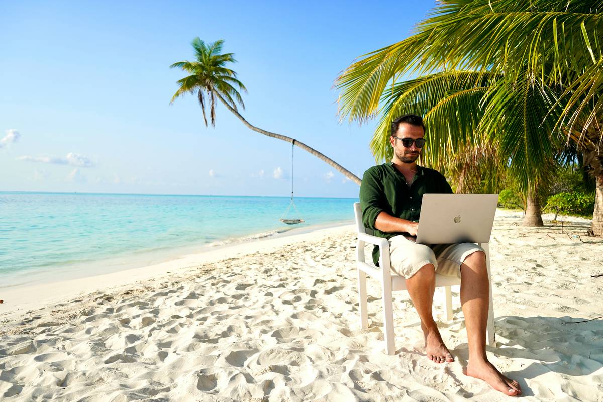 Why Gig Workers Can’t Afford to Skip a Gig Worker Support Service When Traveling