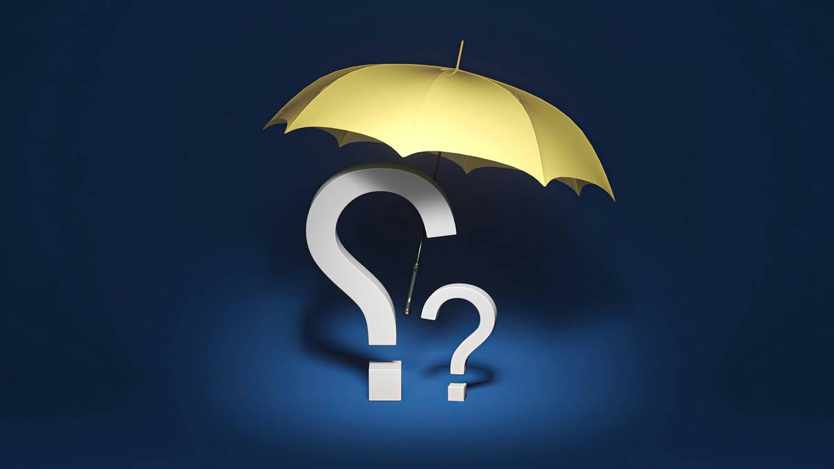 gig worker solutions scam comparison chart showing fake vs real insurance plans